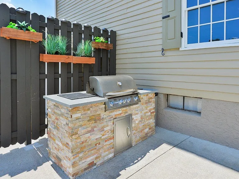 Woodview at Marlton Apartment Homes — Photo 19