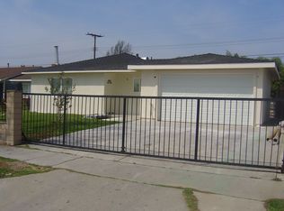 2317 W Anahurst Pl, Santa Ana, CA 92704
