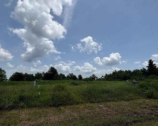 3rd image of 2205 Road 5885