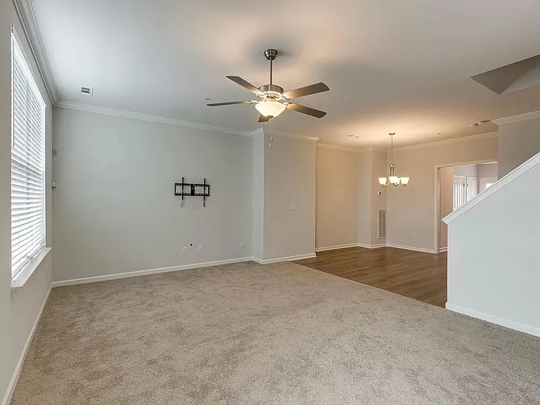 204 Kinsale Dr — Photo 20
