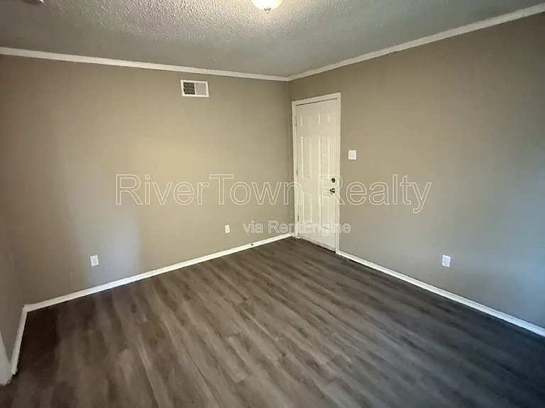 3386 Spring Water Cv — Photo 8