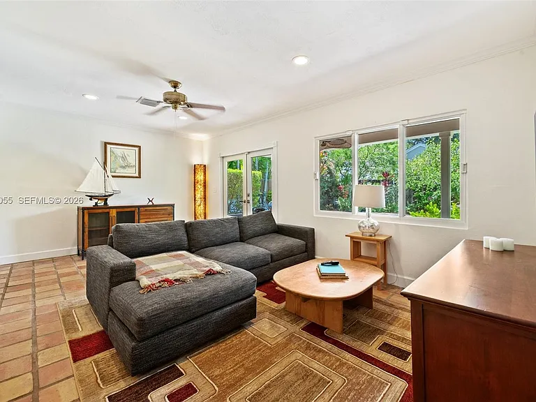 4054 Bonita Ave — Photo 9