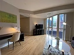 560 Front St W #215 — Photo 3