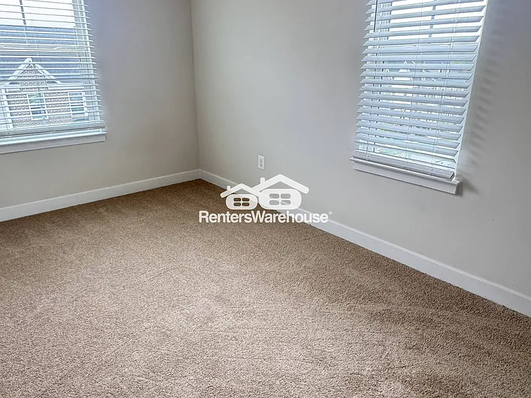 6242 Islington St — Photo 23