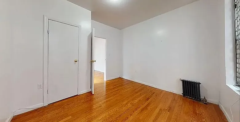 Rented by Avenues Real Estate | media 13