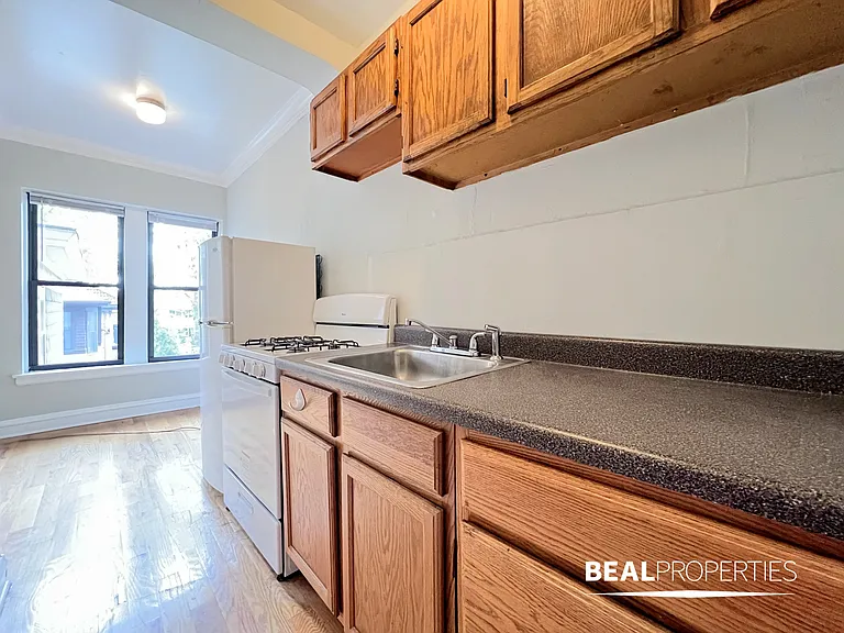4614 North Paulina — Photo 12