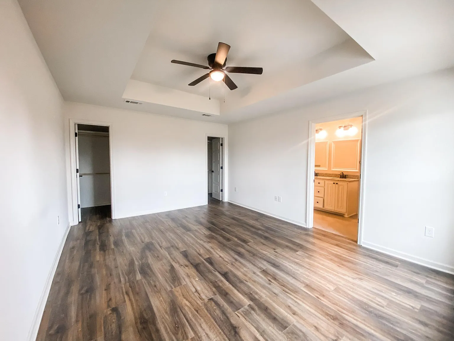 3 bed, 1525 sqft, $2,000 — Photo 4