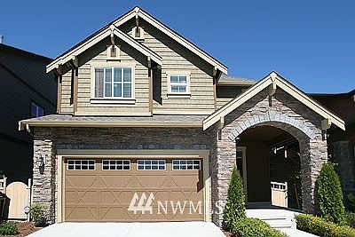1st image of 1891 10th Avenue NE #1403