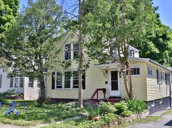 12 Addoms St, Plattsburgh, NY 12901