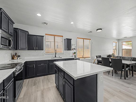 5th image of 5026 W DESERT Lane