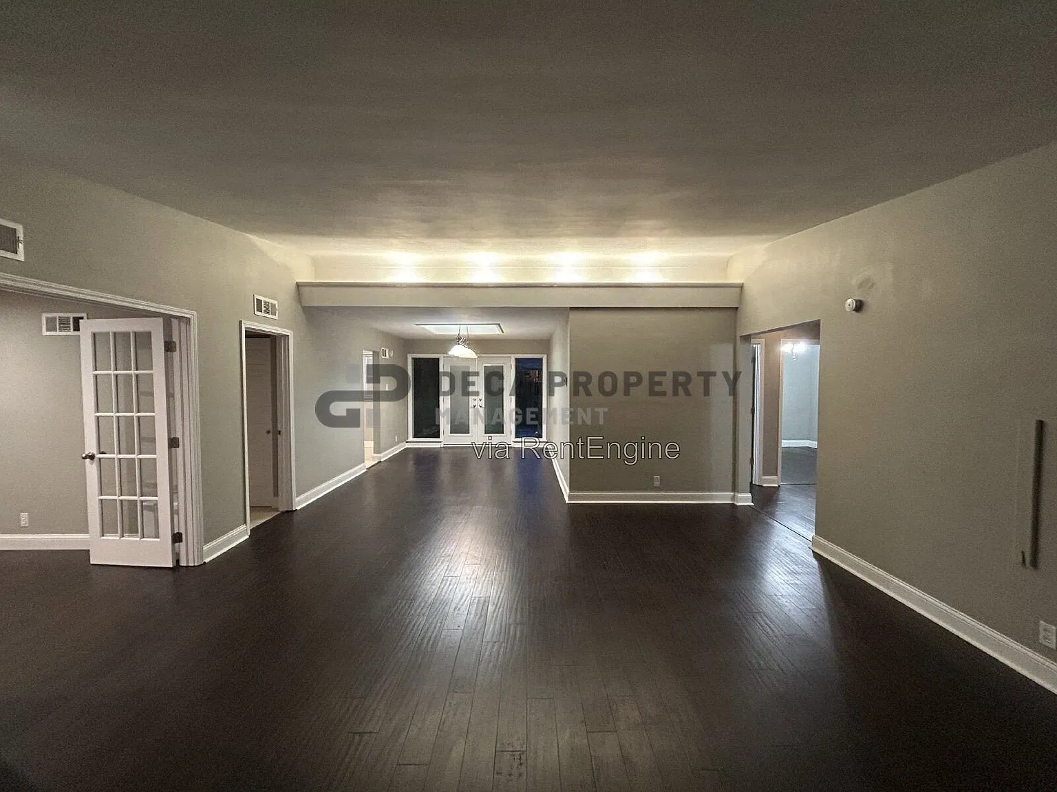 3 bed, 1.5 bath, 1578 sqft, $2,295 — Photo 2