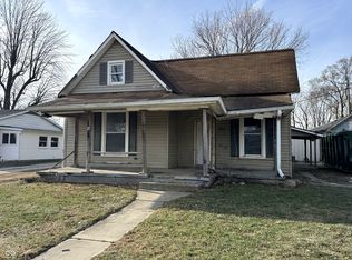 302 S Main St, Fillmore, IN 46128