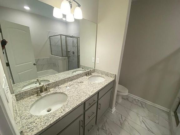 4th image of 10159 Sterling Ridge Dr