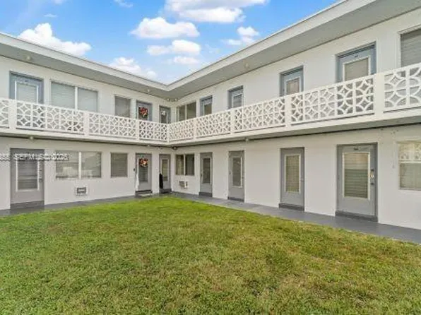 12655 NE 16th Ave APT 16, North Miami, FL 33161