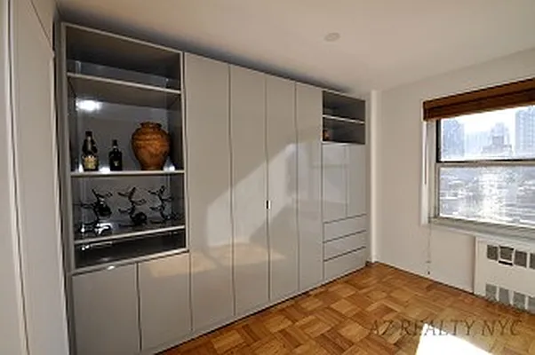 Sold by FirstService Realty (legacy) | media 13