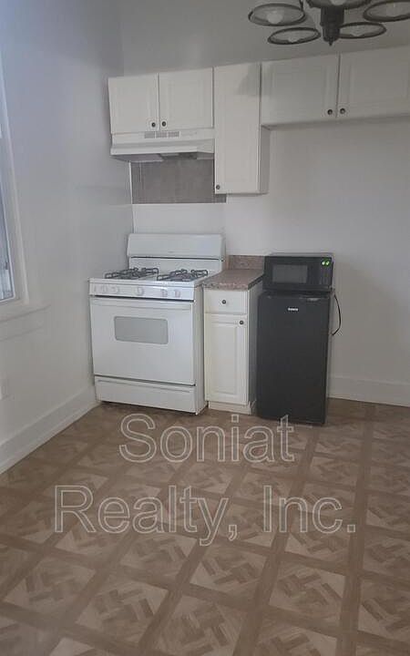 1st image of 1202 Congress St #A-1202a