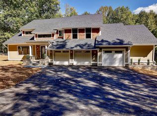 10614 Hunter Station Rd, Vienna, VA 22181