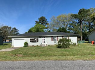 811 Briarwood Rd, Elizabeth City, NC 27909