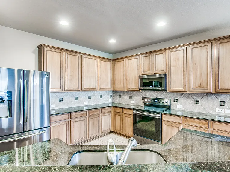 3305 Timber Ridge Trl — Photo 6