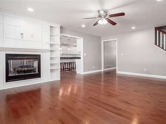 4th image of 2435 Freedom Ln