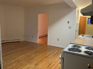 21 Billings Rd APT 1, Quincy, MA 02171