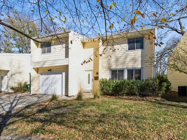 3430 Southdale Dr, Ames, IA 50010