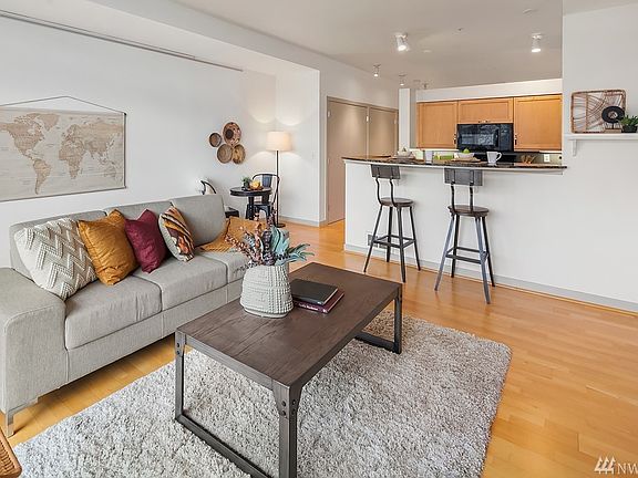5th image of 720 Queen Anne Ave N APT 502