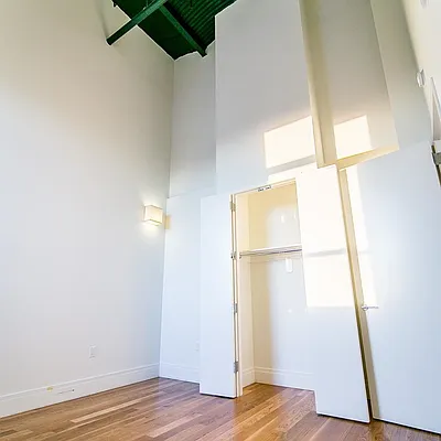 Rented by Nooklyn NYC LLC | media 110