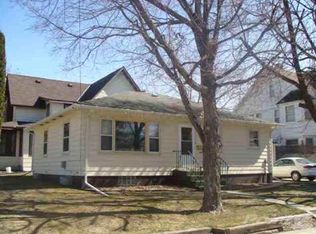 403 S Minnesota St, Redwood Falls, MN 56283