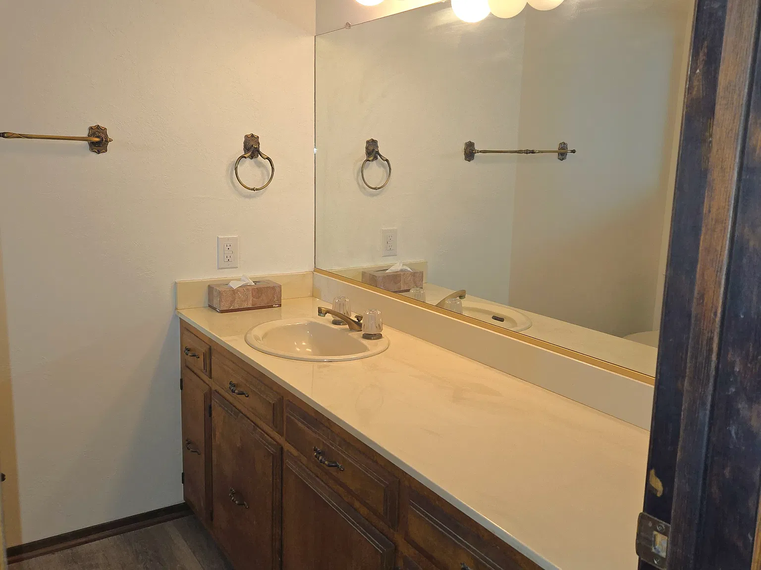 4 bed, 1668 sqft, $3,750 — Photo 4