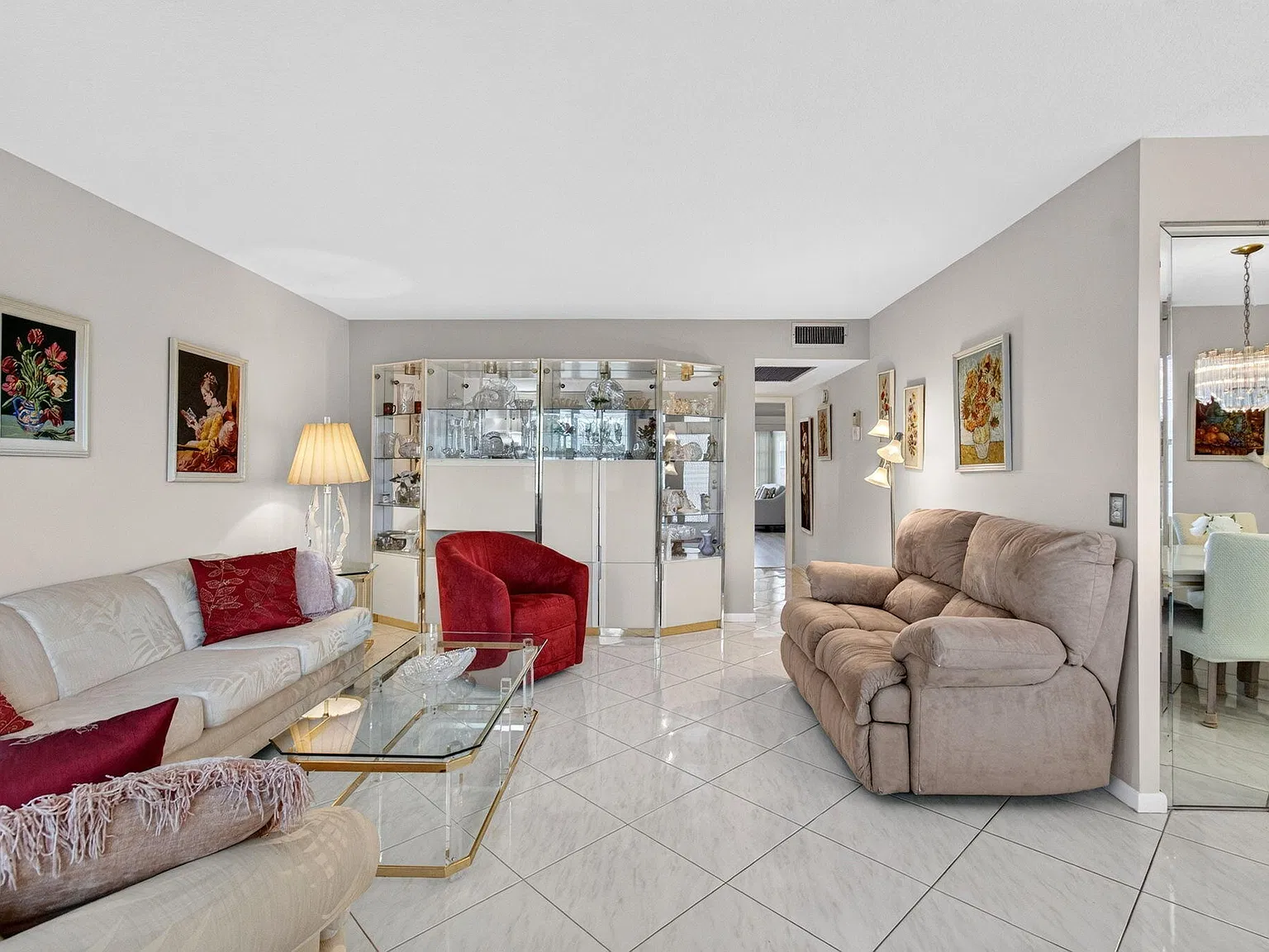 2 bed, 2.0 bath, 945 sqft, $3,700 — Photo 1