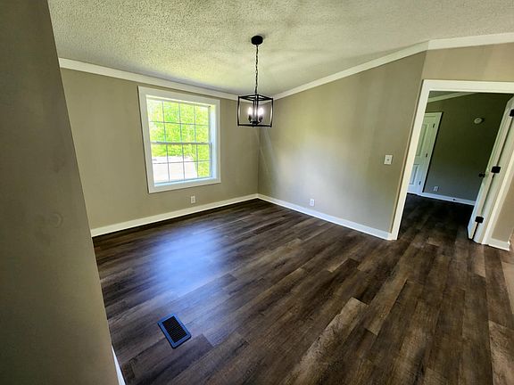 5th image of 5075 Old Clarksville Pike