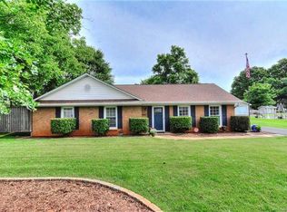 1417 Reid Harkey Rd, Matthews, NC 28105