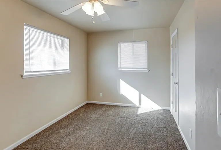 Lots of Light in Bedroom #1 Lots of Light in Bedroom #1