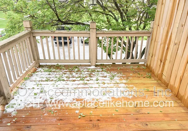8626 N Cleveland Ln — Photo 7