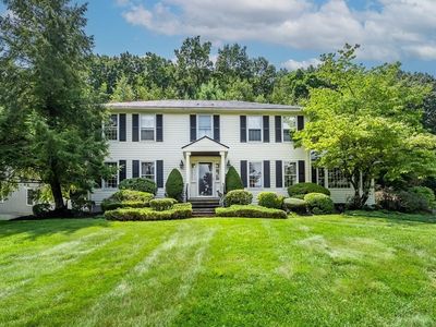 8 Nicoll Dr, Andover, MA, 01810