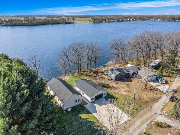 1171 Oak Grove Park, Union City, MI 49094