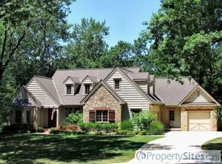 9742 Sagamore Rd, Leawood, KS 66206