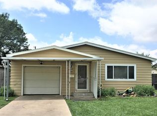 2203 N 6th St, Garden City, KS 67846