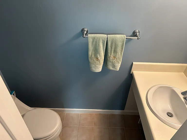 180 Seaview Ct #1001 — Photo 5