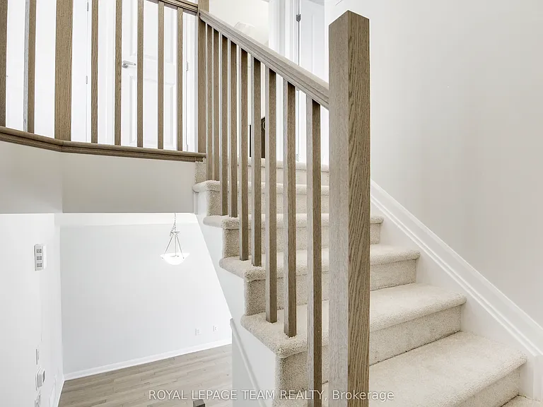 937 Athenry Ct — Photo 31