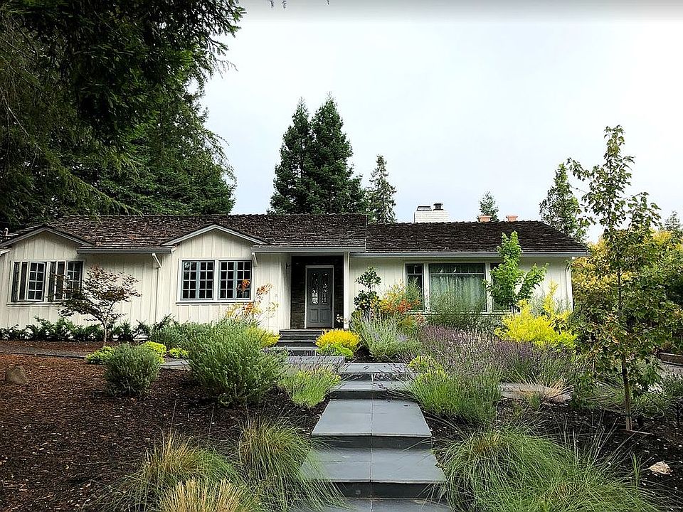 1st image of 2114 Greenways Dr
