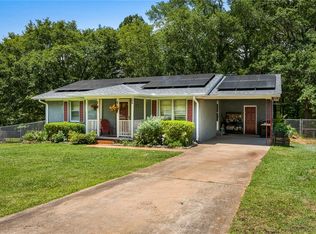 1337 Whiten Rd, Belton, SC 29627