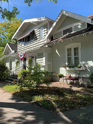 324 Pine St Photo 1