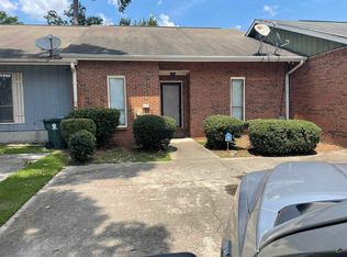 111 Leisure Lake Ct, Warner Robins, GA 31088