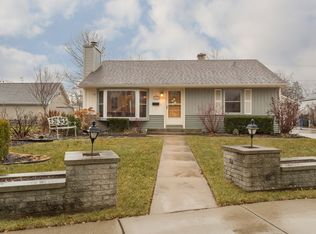 2069 Fargo Ave, Des Plaines, IL 60018