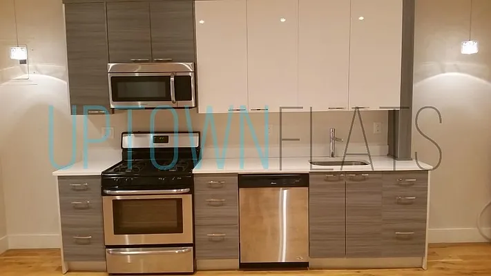 Rented by Uptown Flats LLC | media 9