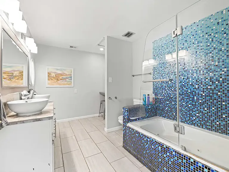 11327 Drummond Cir — Photo 21