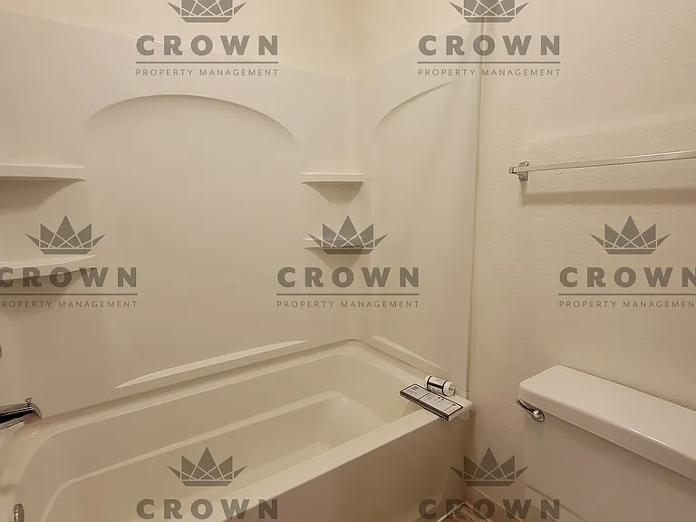 1502 Trent Ct #11 — Photo 9