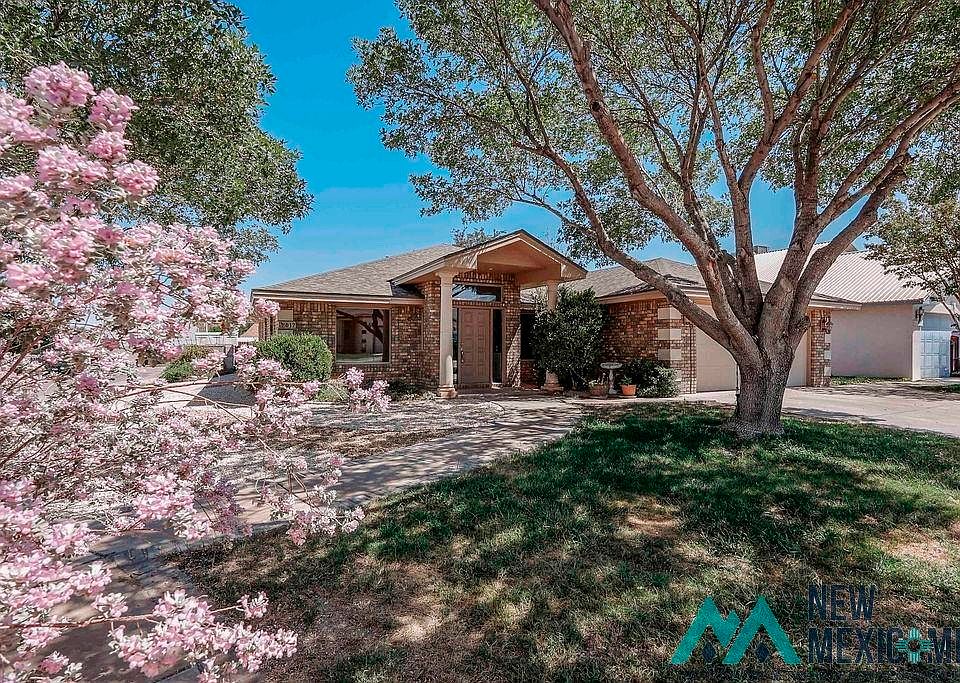 1st image of 612 Riviera Ct